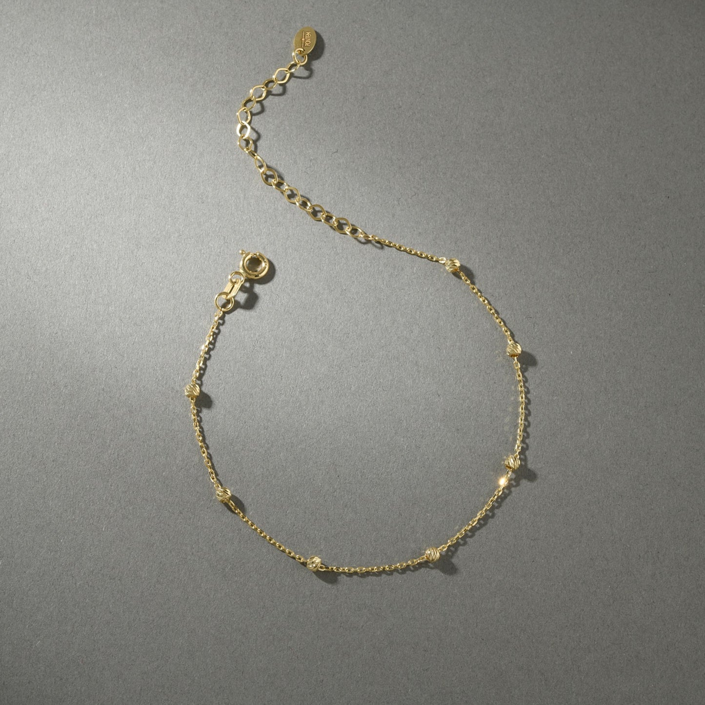 Dorika Ball Gold Bracelet