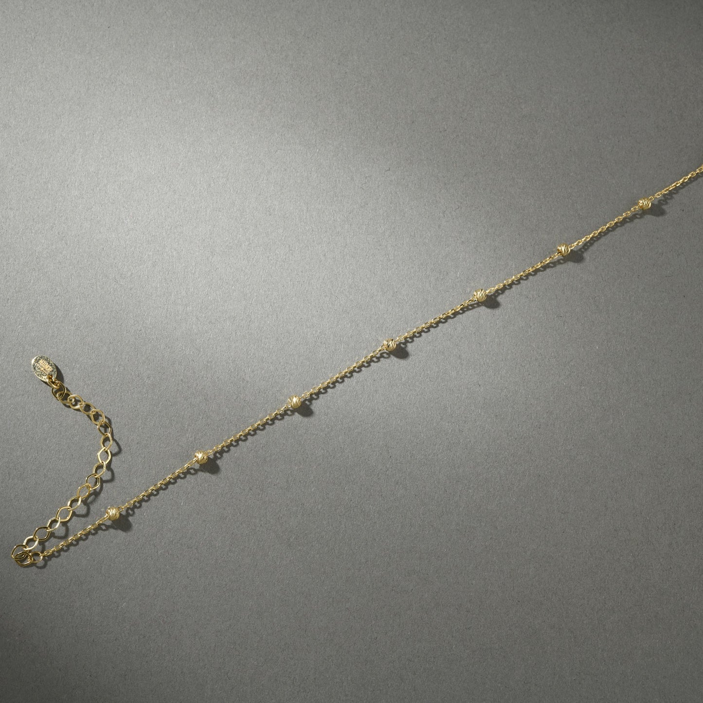 Dorika Ball Gold Bracelet
