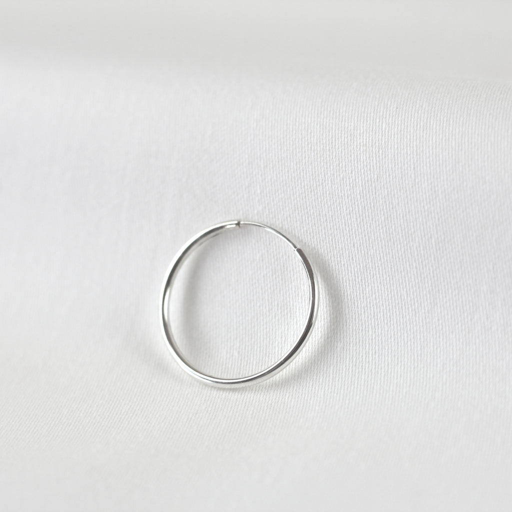 pontem 925 ayar 22 milimetre çapında klasik halka gümüş küpe