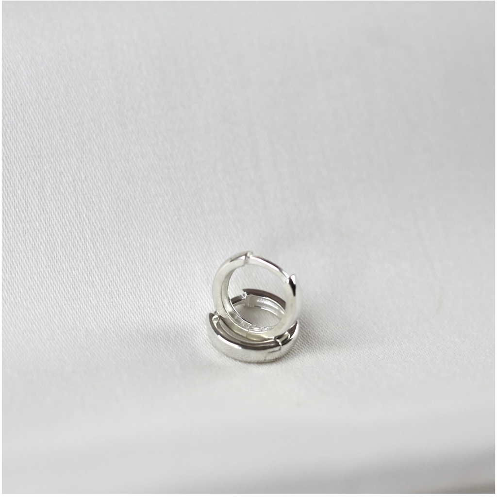 pontem markasının 925 ayar gümüş 12 milimetre çapında gümüş halka küpesi