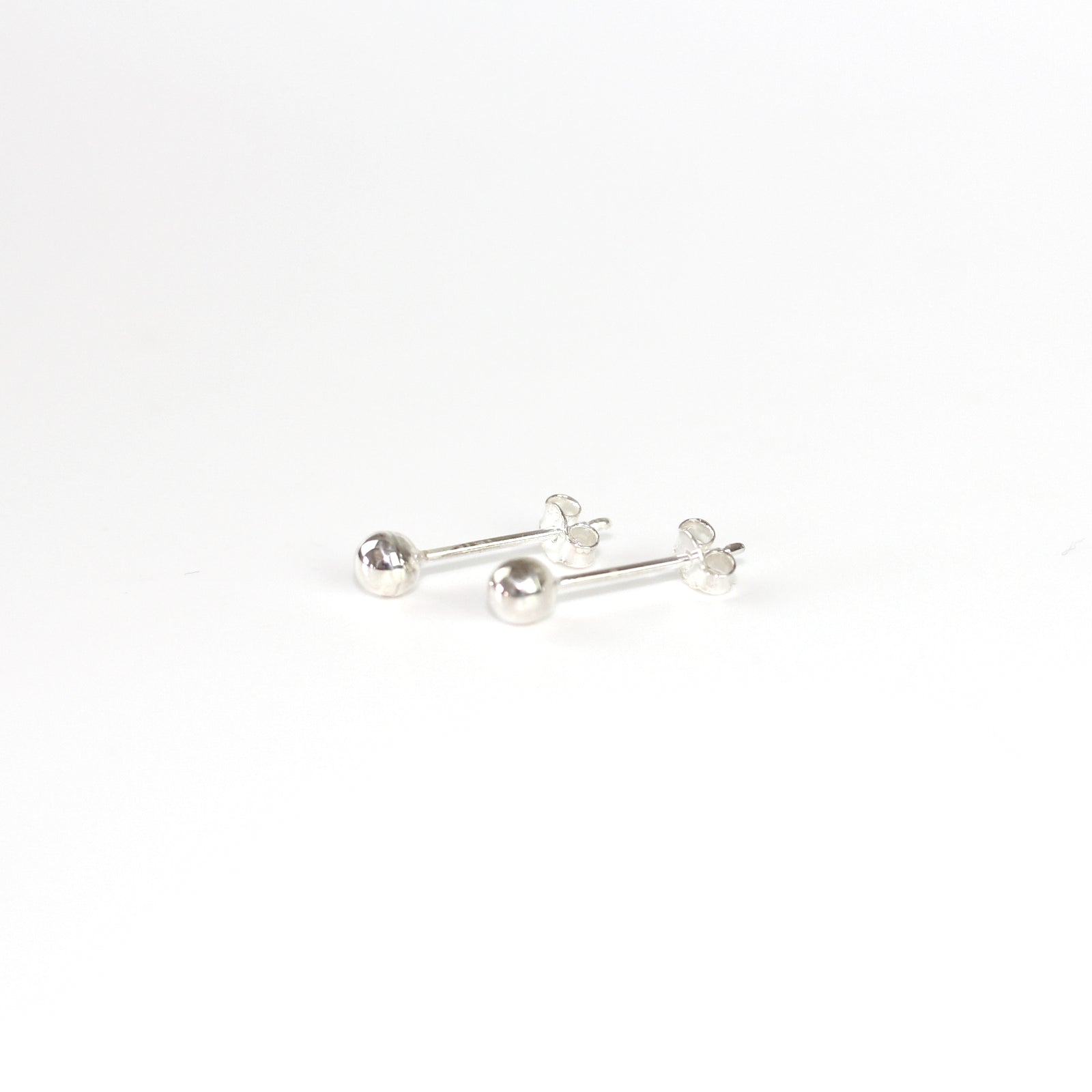 pontem 925 gümüş nokta küpe